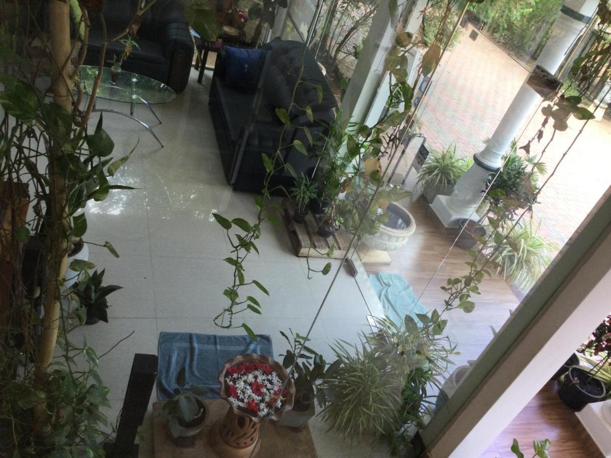 French Garden Resort أوبوفيلي المظهر الخارجي الصورة