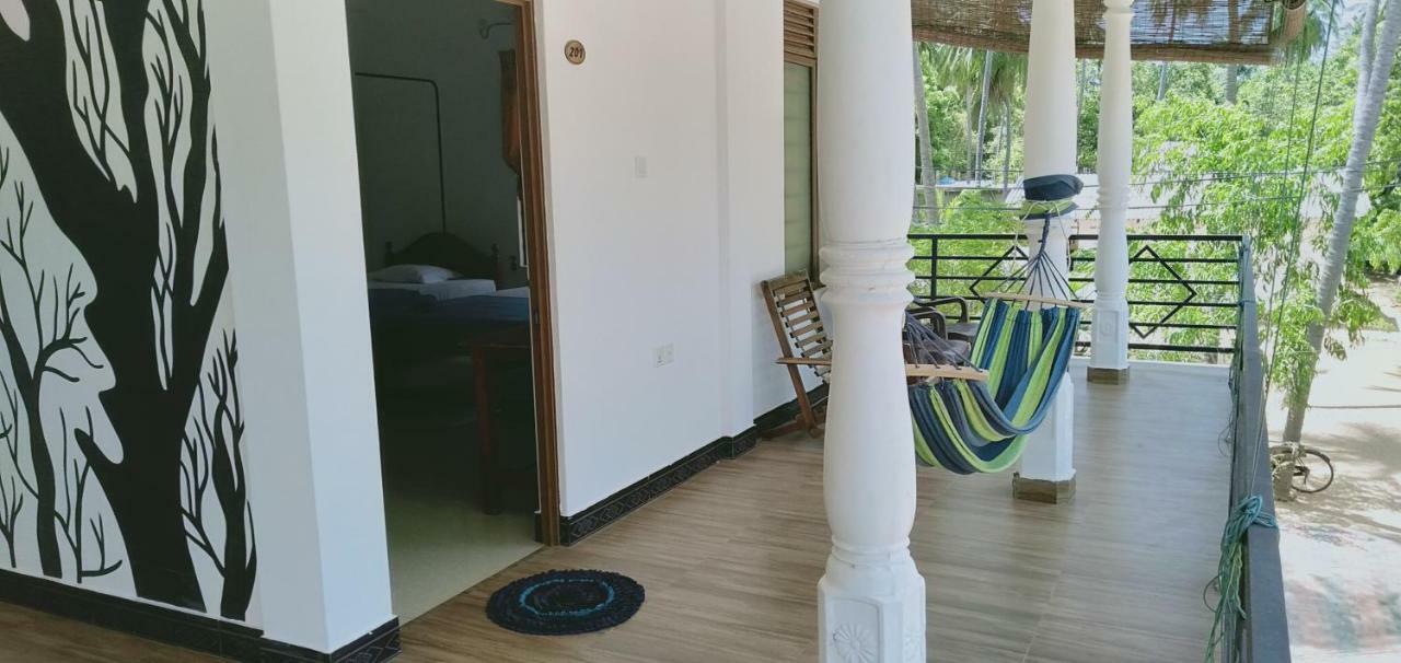 French Garden Resort أوبوفيلي المظهر الخارجي الصورة