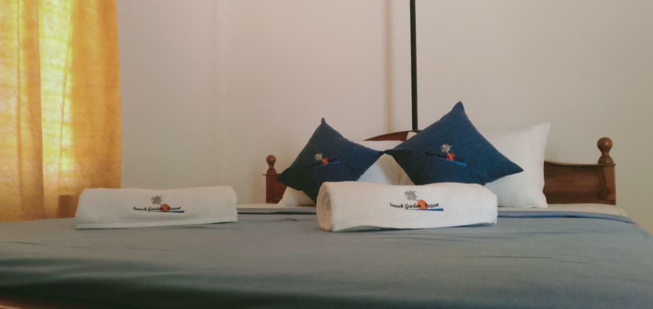 French Garden Resort أوبوفيلي المظهر الخارجي الصورة