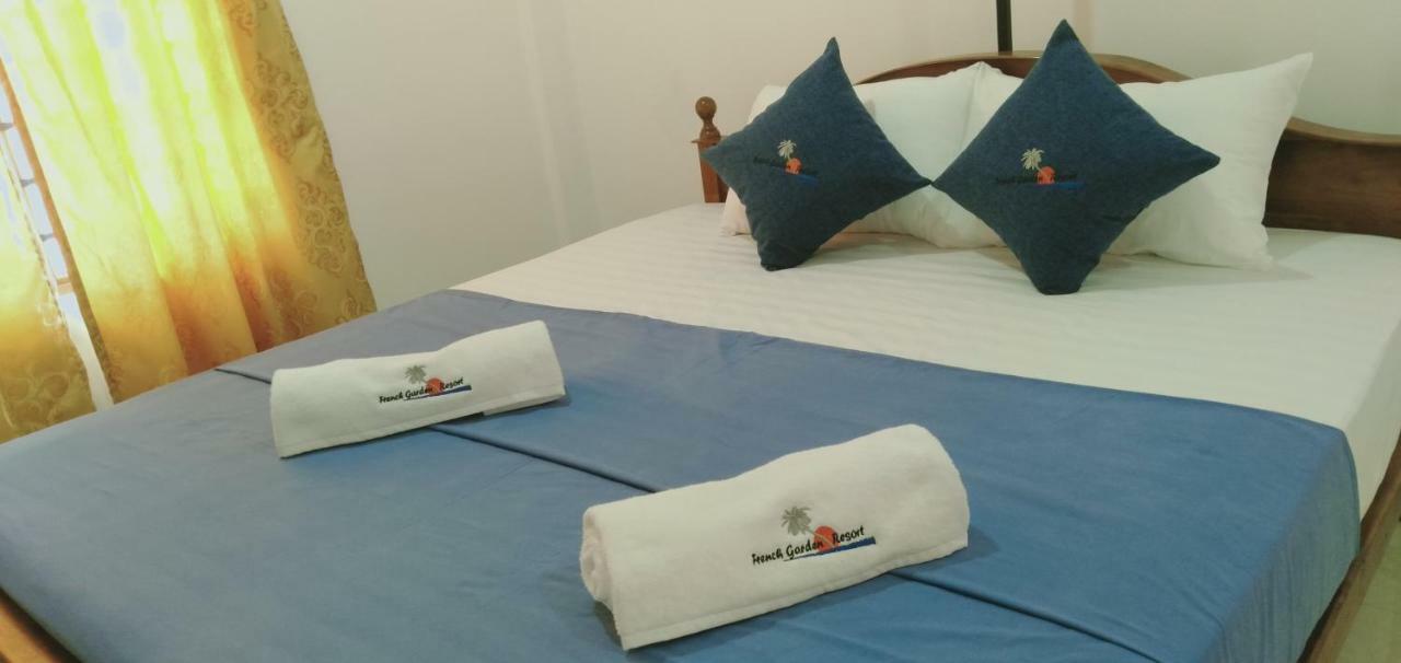 French Garden Resort أوبوفيلي المظهر الخارجي الصورة